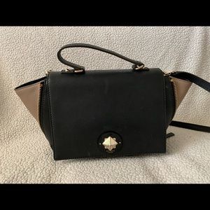 Kate Spade black leather crossbody, expandable zip